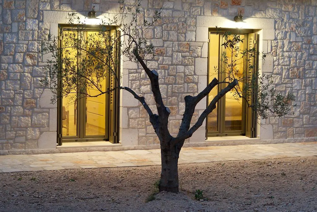 Forest Villas Kefalonia Logarata