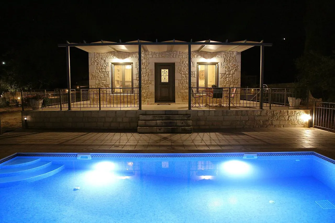 Forest Villas Kefalonia Logarata 0*,