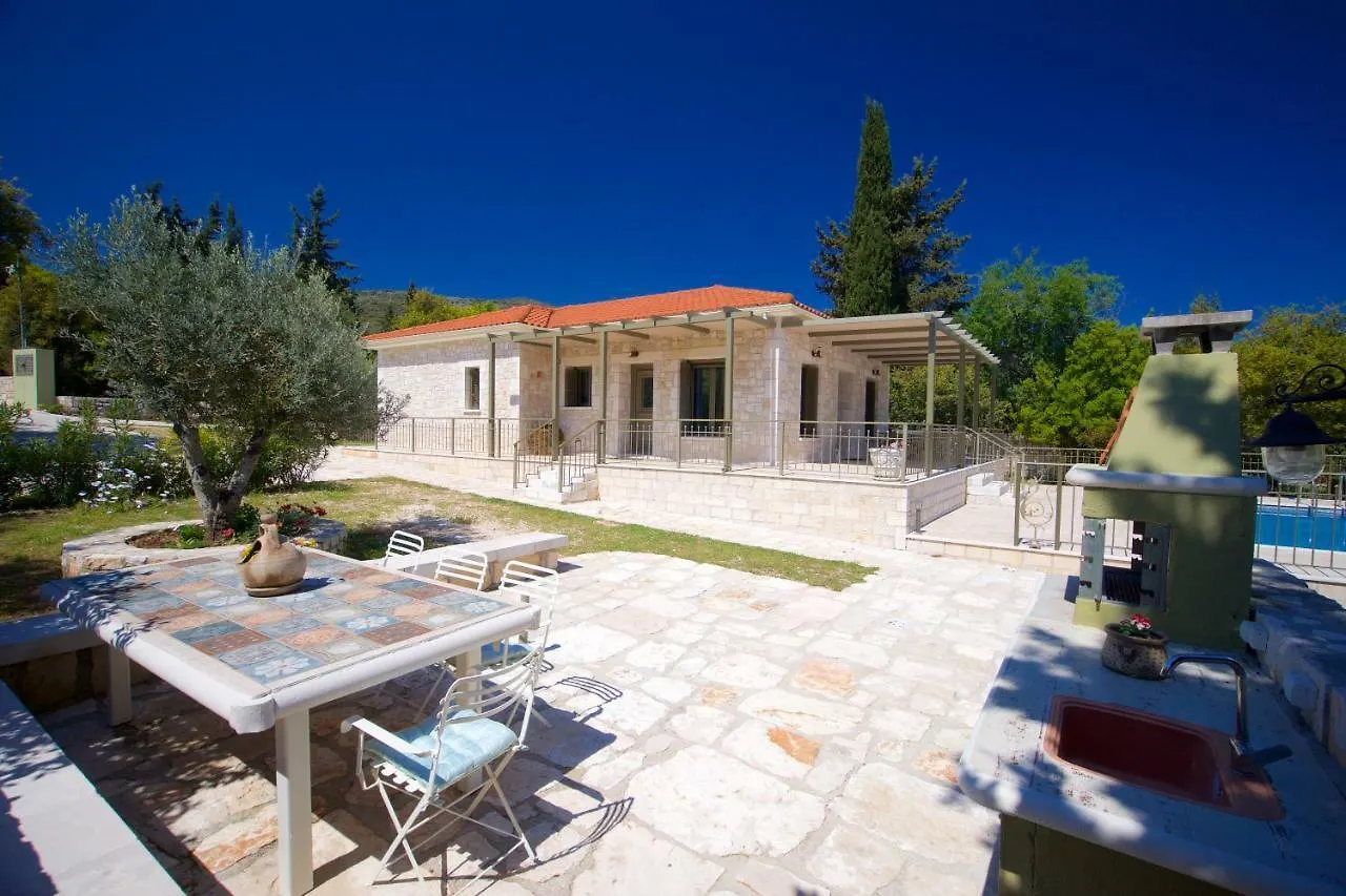 Forest Villas Kefalonia Logarata 0*,  اليونان
