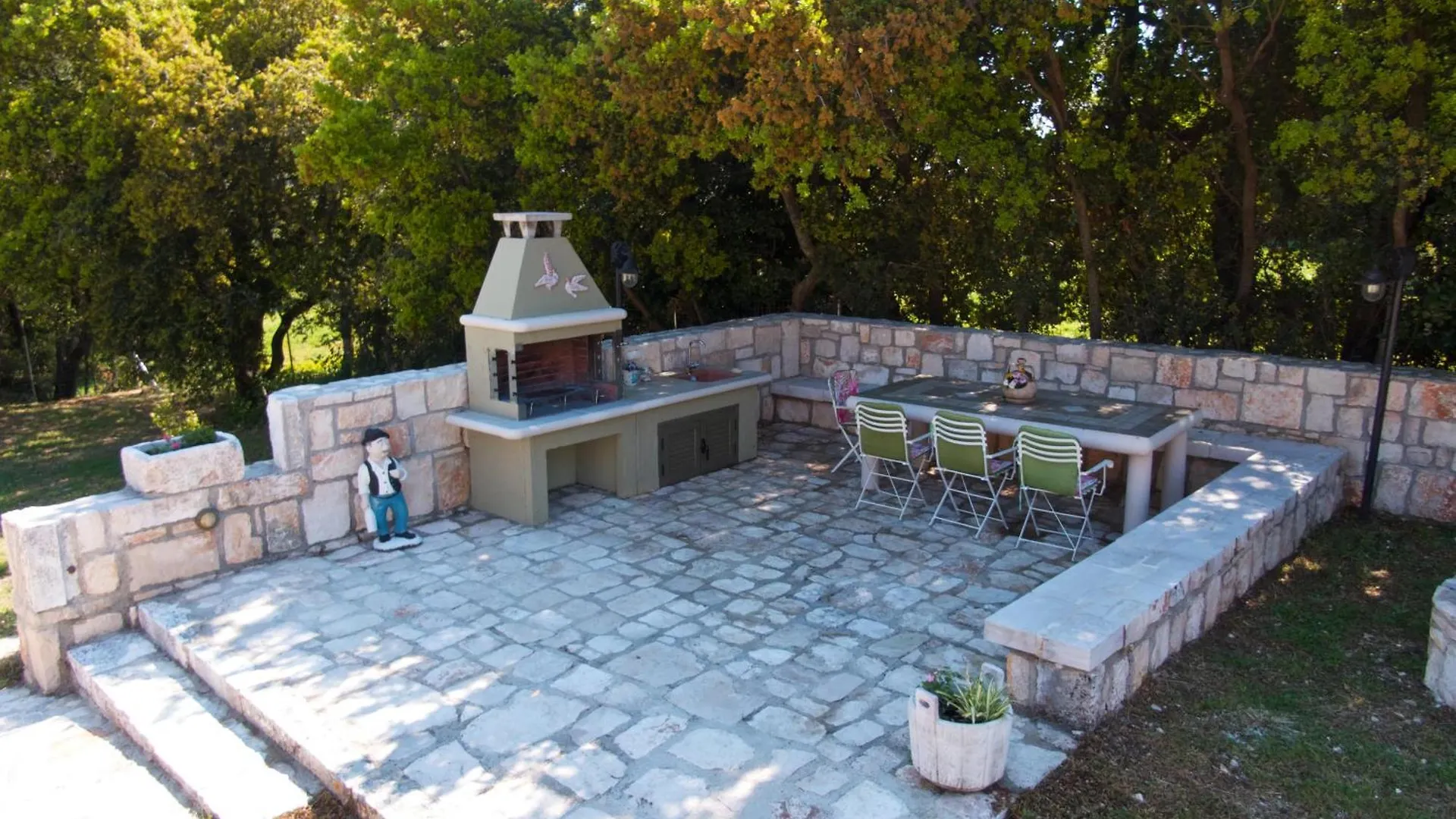 Forest Villas Kefalonia Logarata